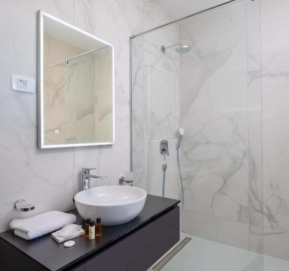 Villa Adria View With Heated Pool I Trogir Luaran gambar